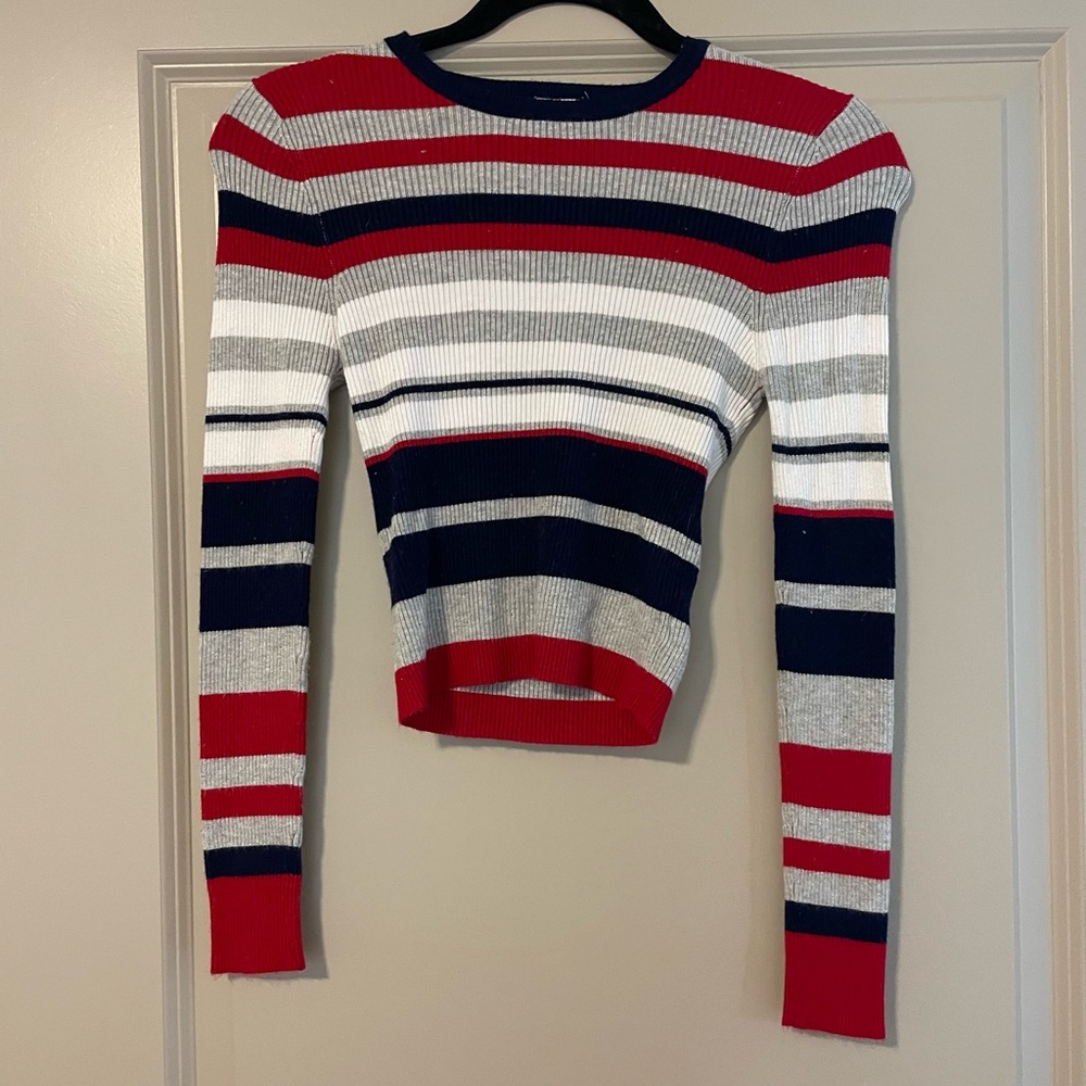 URBAN HERITAGE cropped sweater